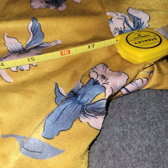 buttonupdress closet clear out - Picture 8 of 11